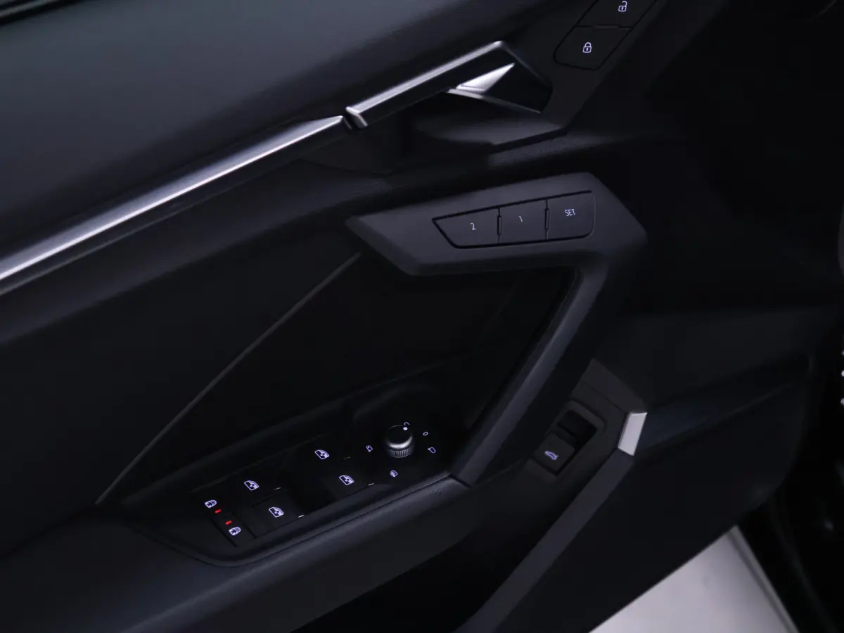 35 TFSI Sport Black Edition [ADAPTIVE CRUISE, BANG & OLUFSEN, HEAD-UP, APPLE CARPLAY, TREKHAAK AFNEEMBAAR, ANDROID, MEMORY SEATS, STOELVERWARMING, VOL LEDER, PDC V+A, CLIMATE, NIEUWSTAAT]
