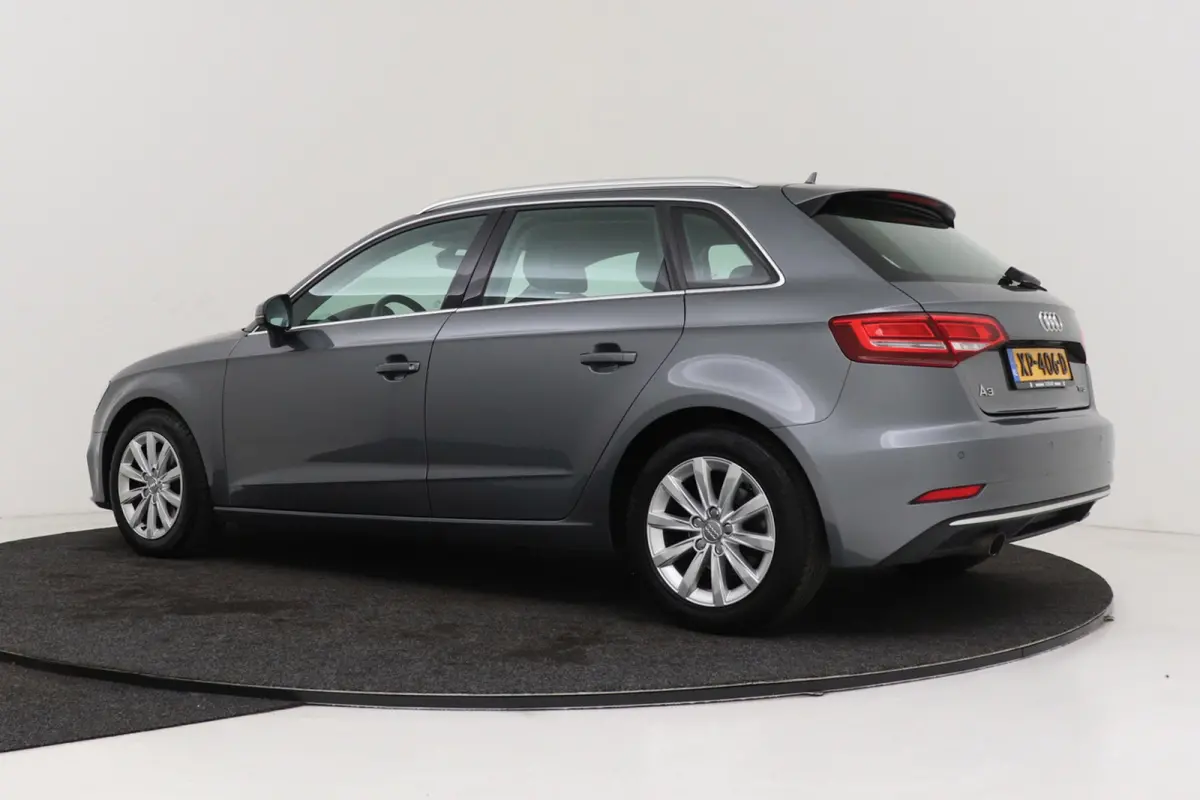1.0 TFSI Design Pro Line Plus | Trekhaak | Navigatie | Climate Control | Stoelverwarming | Sportstoelen |