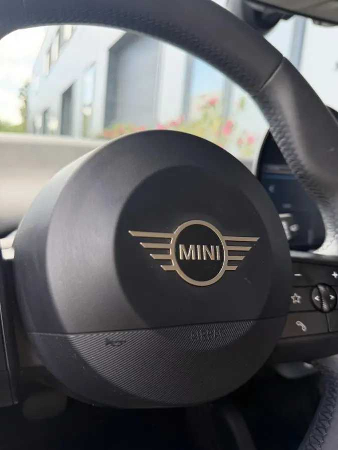 Cooper E Essential 40.7 kWh