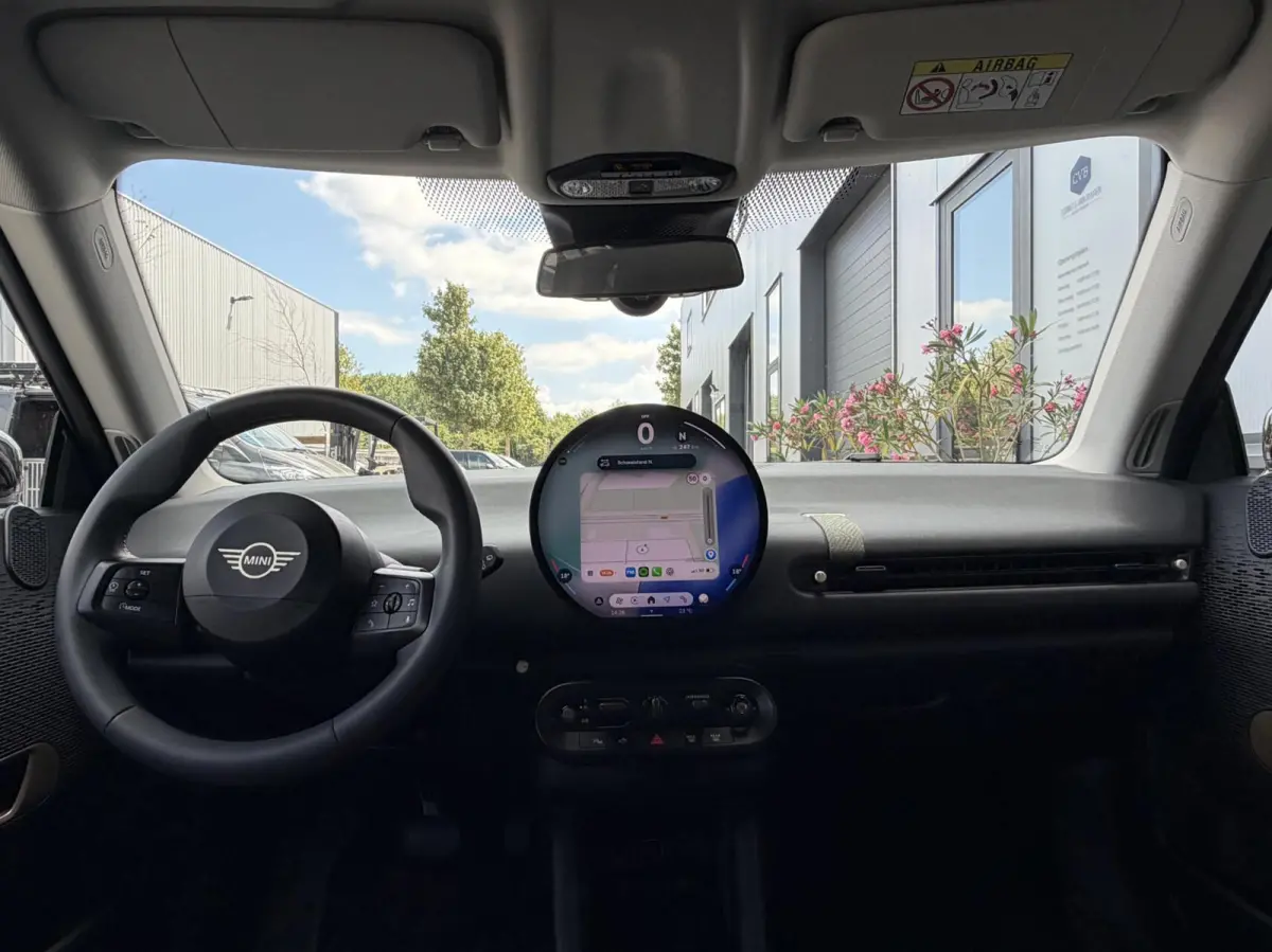Cooper E Essential 40.7 kWh