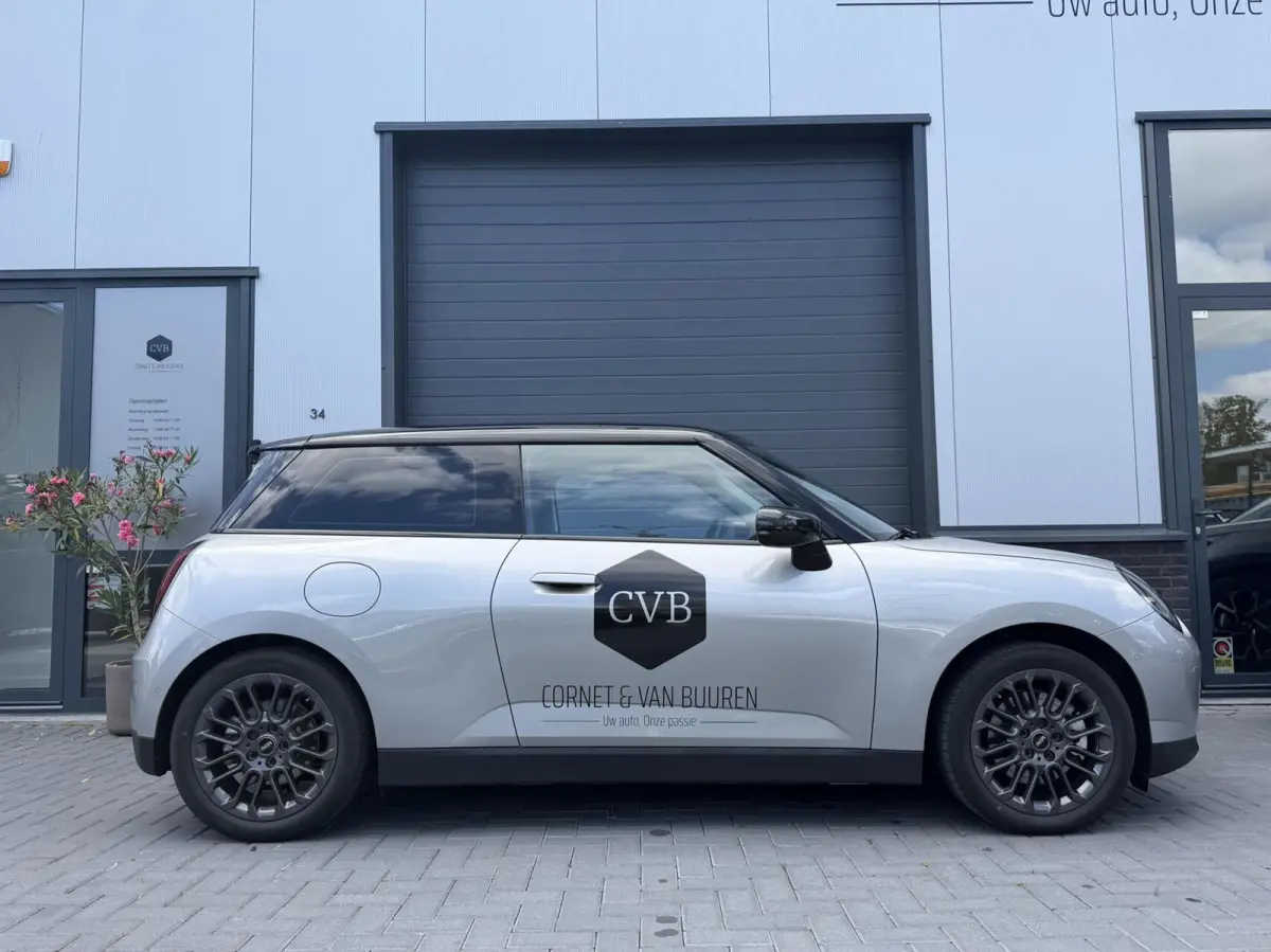Cooper E Essential 40.7 kWh
