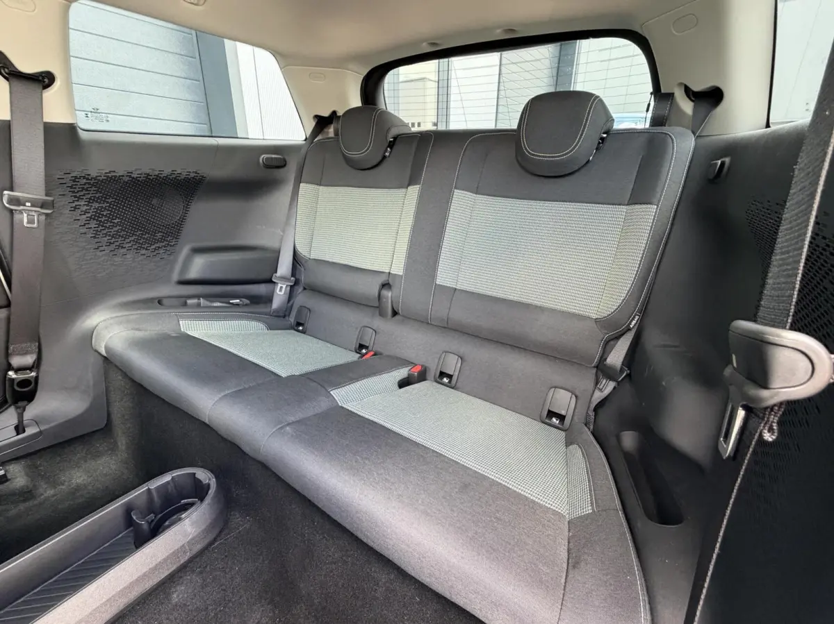 Cooper E Essential 40.7 kWh