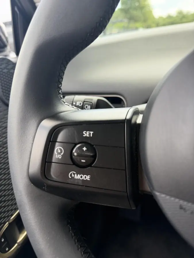 Cooper E Essential 40.7 kWh