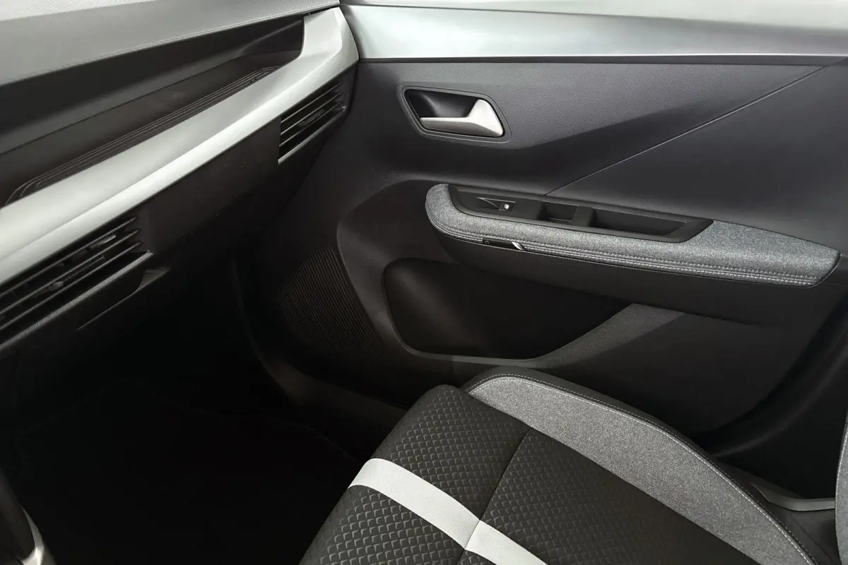 1.2 Turbo Hybrid GS Hybride Automaat Voordeel