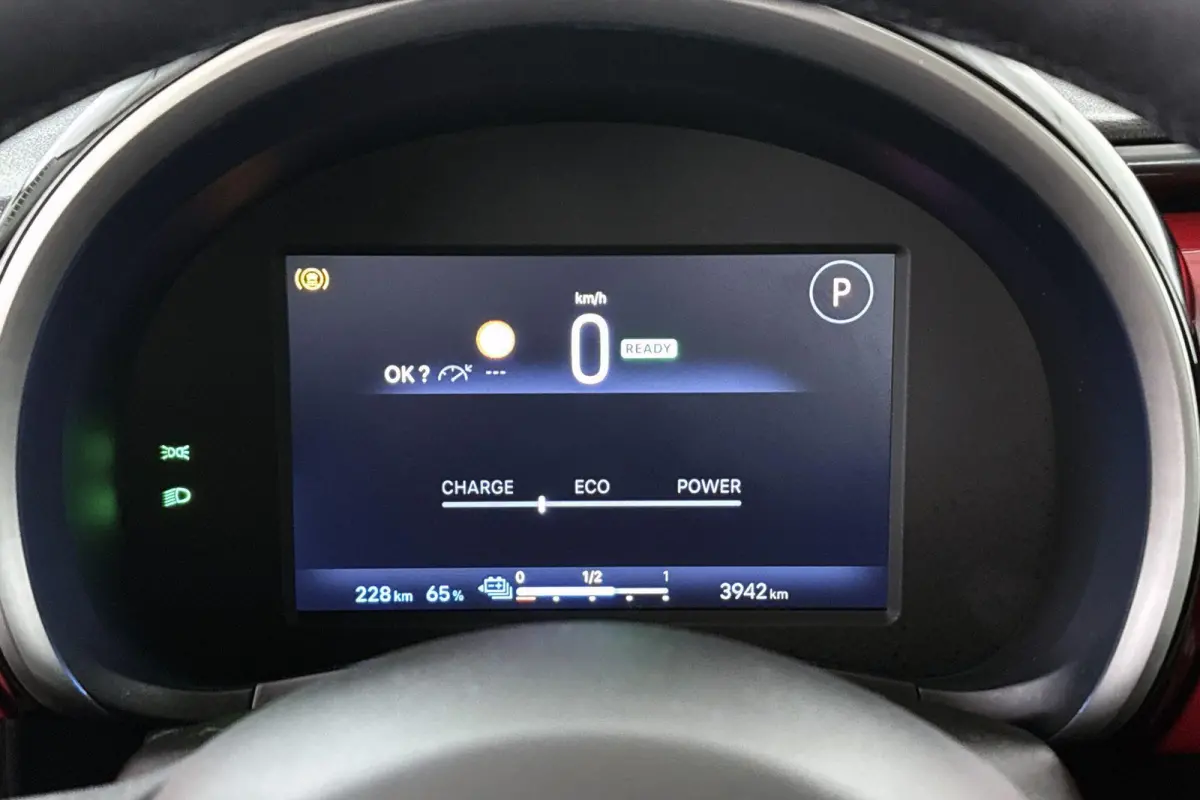 Urban 54 kWh SOH 97% Pack Style Apple CarPlay