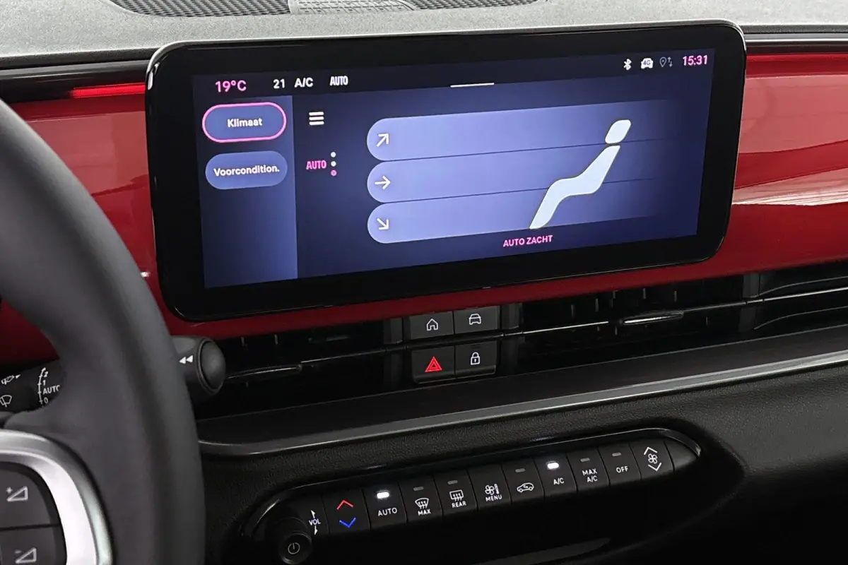 Urban 54 kWh SOH 97% Pack Style Apple CarPlay