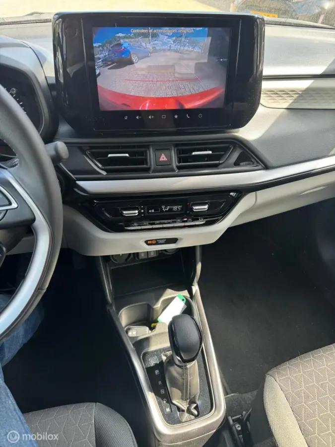 1.2 Style Smart Hybrid