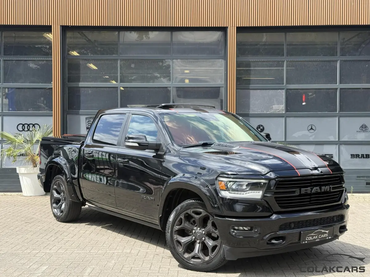 1500 4X4 5.7 V8 CC Laramie|Pano|Sterrenhemel|VOL!!