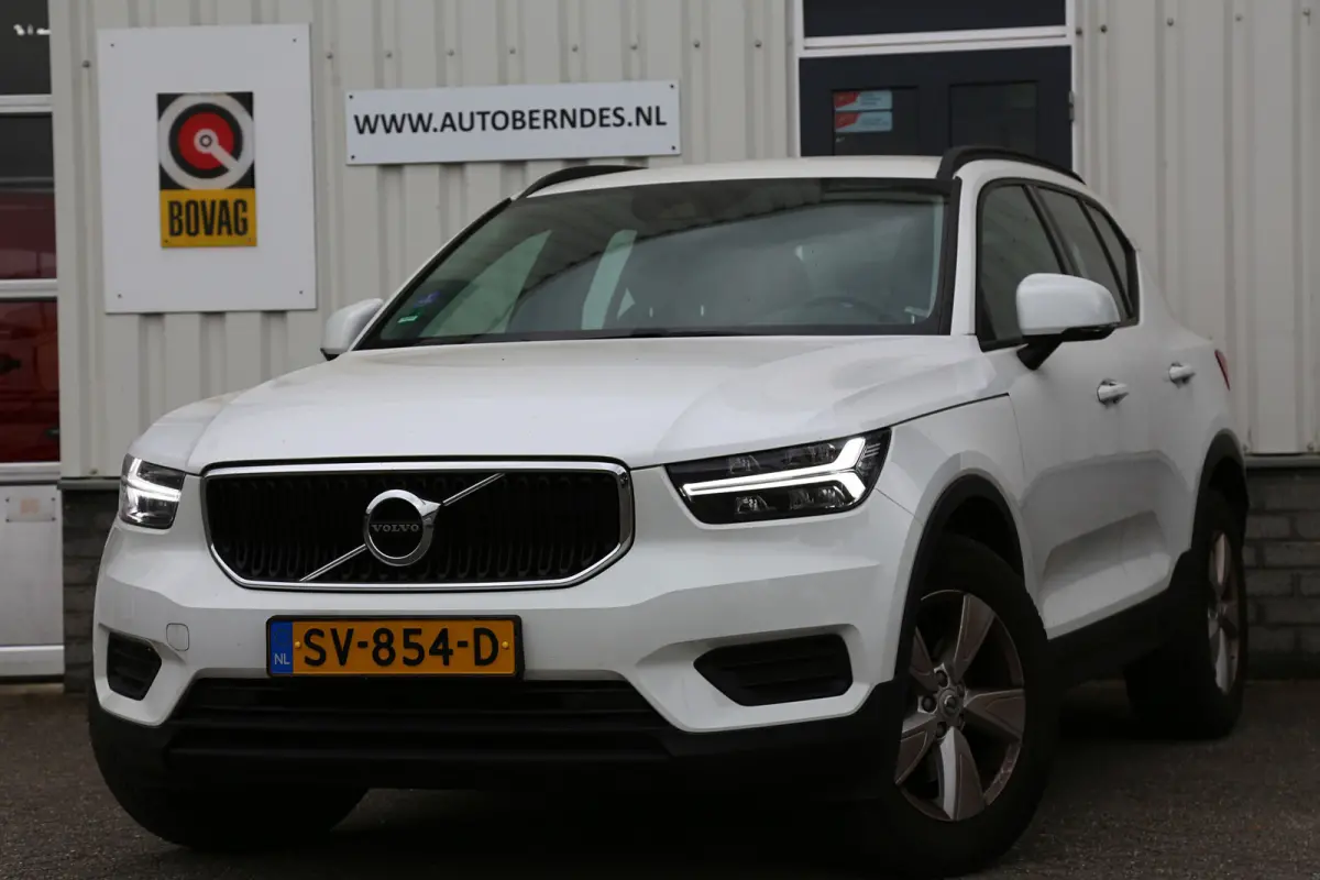 2.0 T4 190PK Automaat 4 Cilinder*NL-Auto*Perfect Onderh.*Elek. Trekhaak/Navi/LED/Rijstrooksensor/Botswaarschuwing/Verkeerstekenherk./Cruise-Control/17 inch LM*