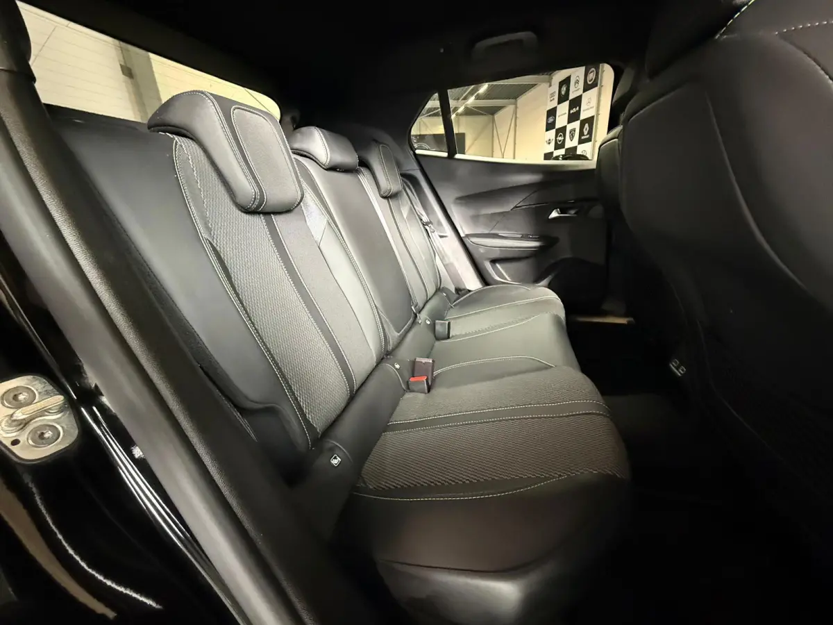1.2 Hybrid 145 GT, 1 Jaar Bovag Garantie, Automaat, Carplay, Camera