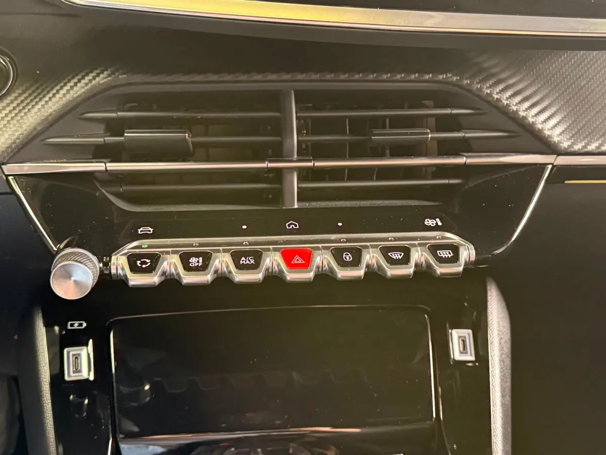1.2 Hybrid 145 GT, 1 Jaar Bovag Garantie, Automaat, Carplay, Camera