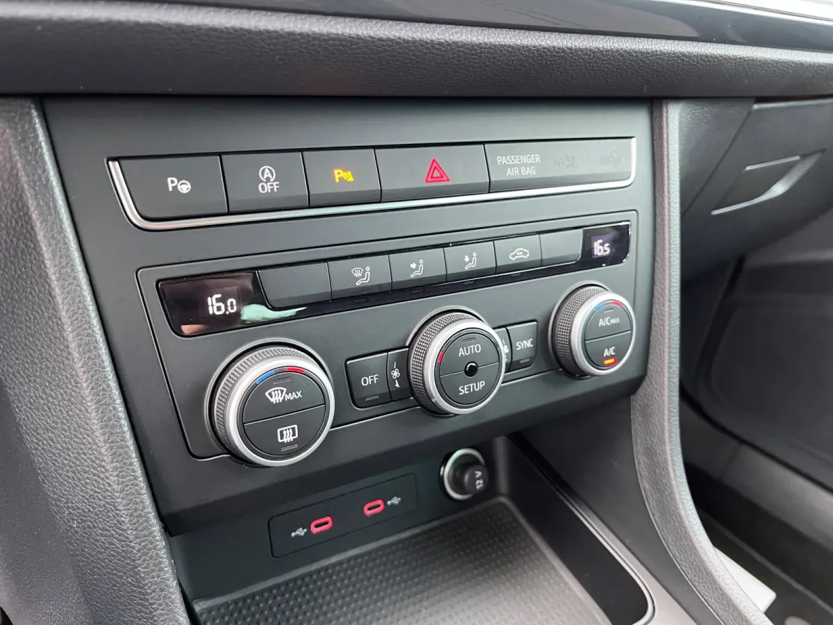 1.5 TSI Style Business Intense Nieuw Model/NL.Auto/1800kg,trekgewicht/Camera/Full Led/1Ste Eigenaar/Dealer Onderhouden
