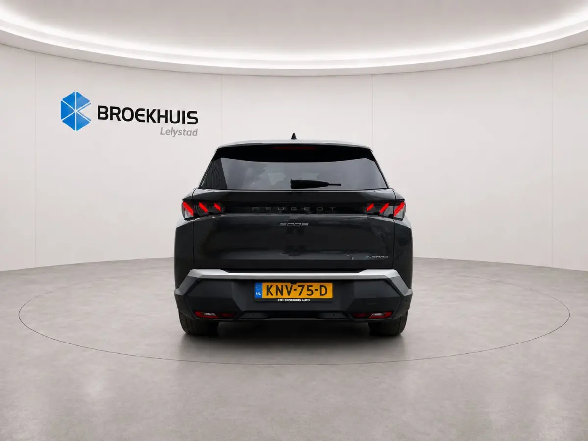 1.2 HYBRID 145PK 7-ZITS GT AUTOMAAT / NAVI / LEDER / CLIMA / FULL-LED / 19" LMV / KEYLESS / CAMERA / ADAPT. CRUISECONTROL / WINTERPAKKET / NIEUWSTAAT !!