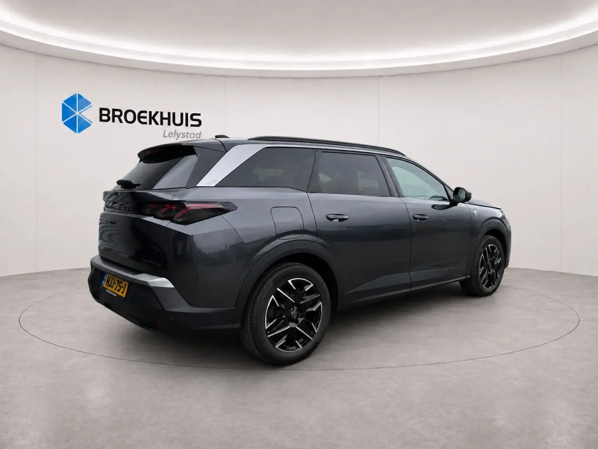 1.2 HYBRID 145PK 7-ZITS GT AUTOMAAT / NAVI / LEDER / CLIMA / FULL-LED / 19" LMV / KEYLESS / CAMERA / ADAPT. CRUISECONTROL / WINTERPAKKET / NIEUWSTAAT !!