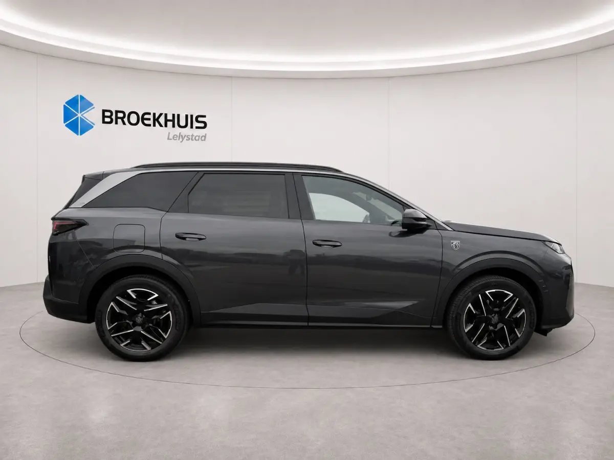 1.2 HYBRID 145PK 7-ZITS GT AUTOMAAT / NAVI / LEDER / CLIMA / FULL-LED / 19" LMV / KEYLESS / CAMERA / ADAPT. CRUISECONTROL / WINTERPAKKET / NIEUWSTAAT !!