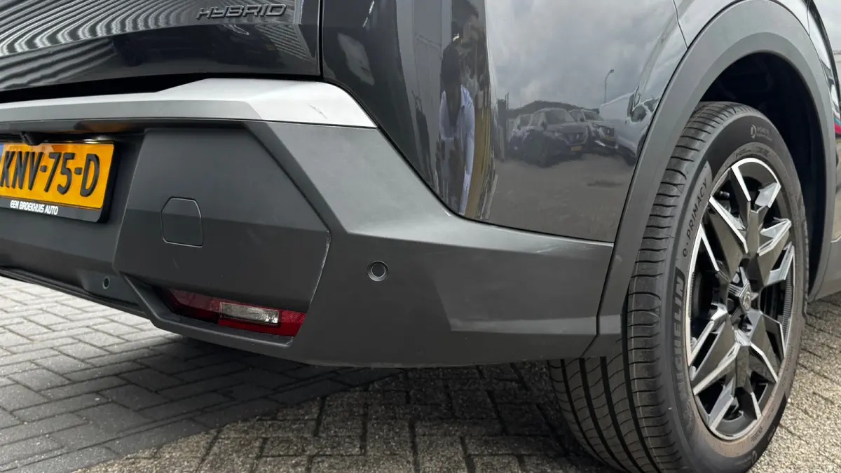 1.2 HYBRID 145PK 7-ZITS GT AUTOMAAT / NAVI / LEDER / CLIMA / FULL-LED / 19" LMV / KEYLESS / CAMERA / ADAPT. CRUISECONTROL / WINTERPAKKET / NIEUWSTAAT !!