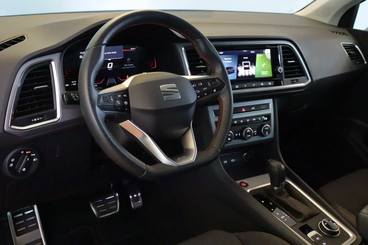 1.5 TSI FR Business Intense automaat | NAVI / APPCONNECT | CAMERA + PDC | CRUISE | STUUR / STOELVERW | ELEKTR KLEP |