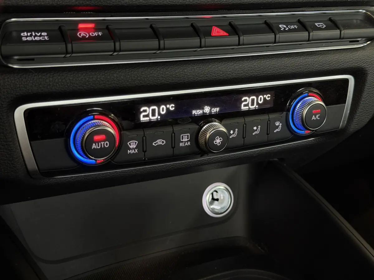 30 TFSI Sport S Line Edition | Navi | PDC | Cruise | 18 inch | LED | Clima ( Vestiging - Nieuwegein )