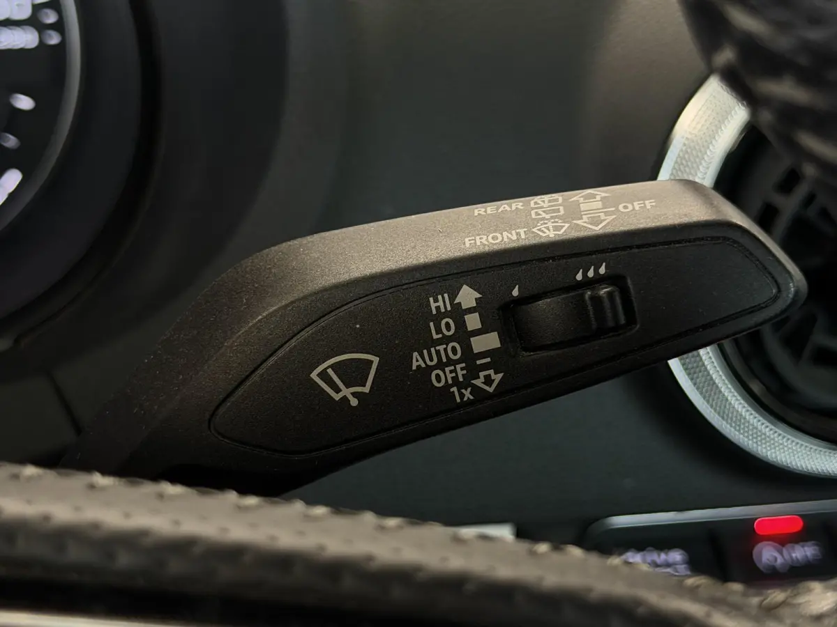 30 TFSI Sport S Line Edition | Navi | PDC | Cruise | 18 inch | LED | Clima ( Vestiging - Nieuwegein )