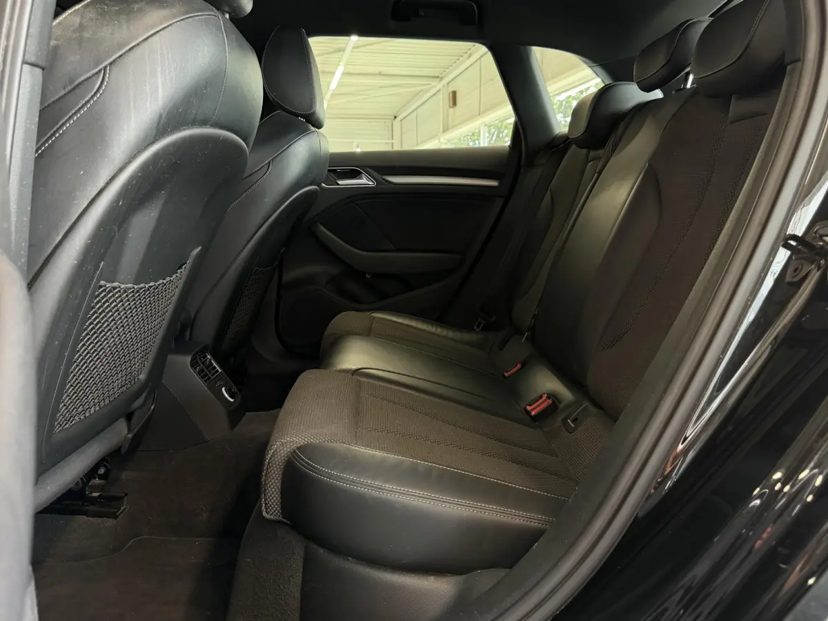30 TFSI Sport S Line Edition | Navi | PDC | Cruise | 18 inch | LED | Clima ( Vestiging - Nieuwegein )