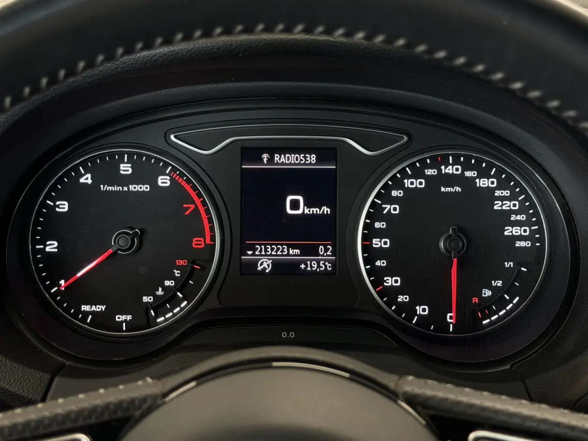 30 TFSI Sport S Line Edition | Navi | PDC | Cruise | 18 inch | LED | Clima ( Vestiging - Nieuwegein )