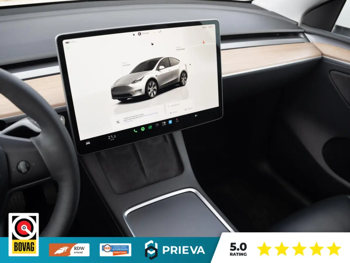 Tesla Long Range AWD | 513 pk | 2023 | Trekhaak | Panorama | Dealer onderhouden Tesla Model Y Long Range AWD | 513 pk | 2023 | Trekhaak | Panorama | Dealer onderhouden