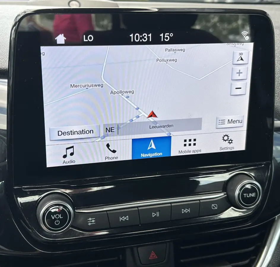 1.0 EcoBoost Titanium 101PK | LUXE | Achteruitrijcamera | B&O Audio | Climate Control | Navigatie | Adaptive Cruise Control | Voorruitverwarming | Parkeersensoren Voor en Achter | Lichtmetal
