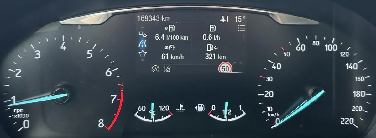 1.0 EcoBoost Titanium 101PK | LUXE | Achteruitrijcamera | B&O Audio | Climate Control | Navigatie | Adaptive Cruise Control | Voorruitverwarming | Parkeersensoren Voor en Achter | Lichtmetal