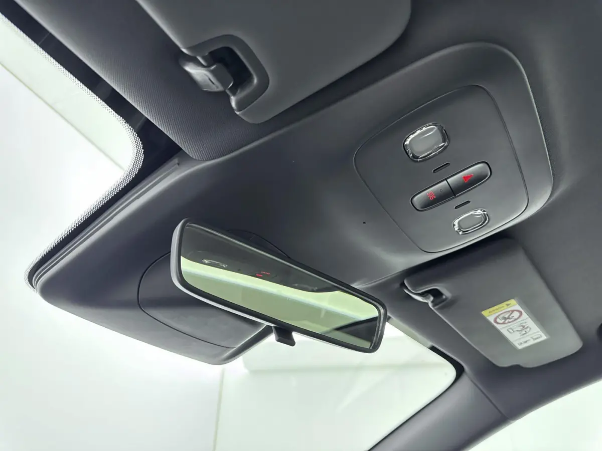 ProMax Design 67.1 kWh | Nieuw Te bestellen | Leverbaar In Meerdere Kleuren | 481 km WLTP Actieradius | Navigatie | Panorama Dak | 19" lichtmetalen Velgen | Kunstlederen Bekleding