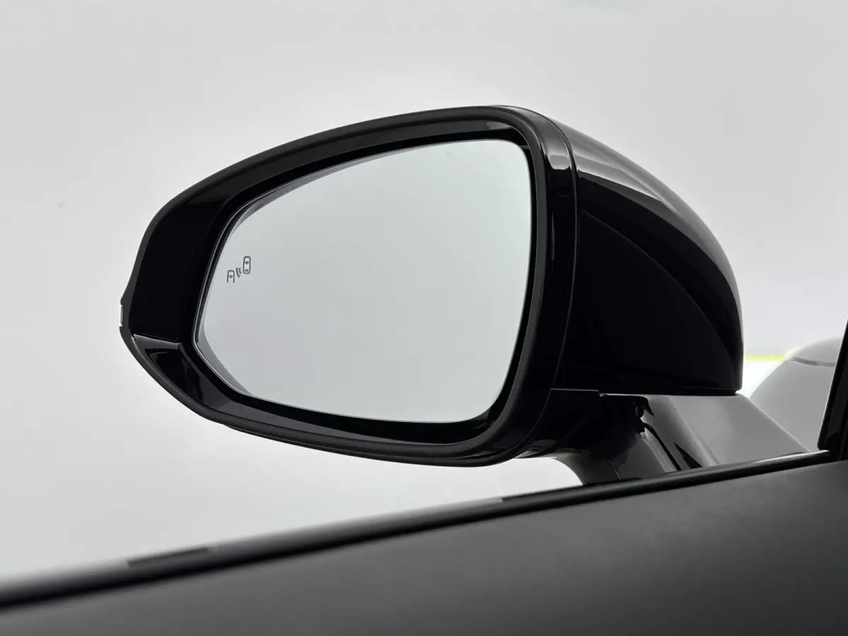 ProMax Design 67.1 kWh | Nieuw Te bestellen | Leverbaar In Meerdere Kleuren | 481 km WLTP Actieradius | Navigatie | Panorama Dak | 19" lichtmetalen Velgen | Kunstlederen Bekleding