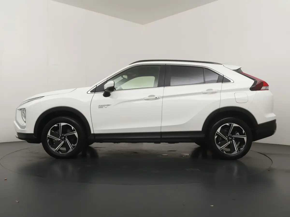 Plus Hybrid 4WD | Parkeercamera | Stoelverw. |
