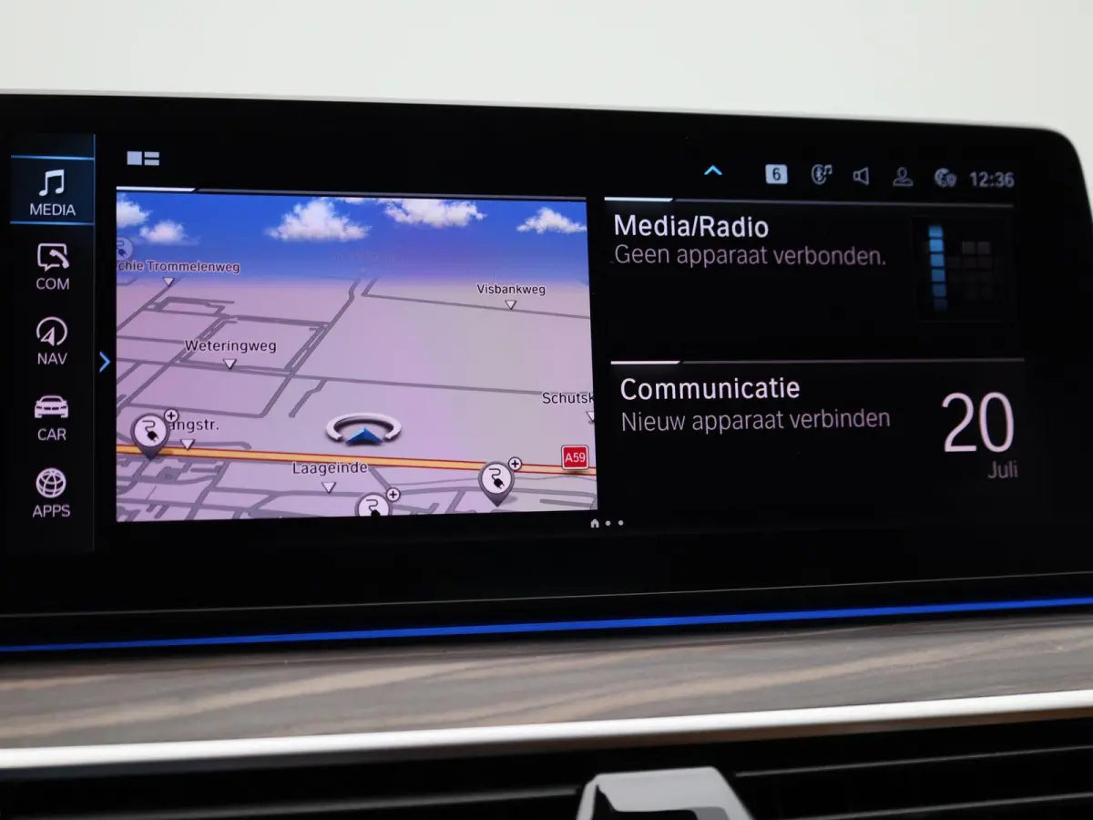 530e xDrive Executive AUTOMAAT | ADAPTIEVE CRUISE | LEDER | NAVIGATIE | ELEKTRISCHE KOFFERKLEP | LED | CAMERA | STOELVERWARMING | CLIMA | 12 MAANDEN BOVAG GARANTIE