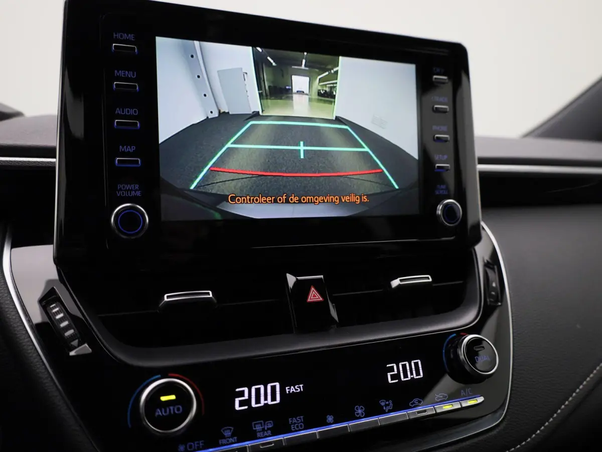1.8 Hybrid Business Plus AUTOMAAT | NAVIGATIE | CAMERA | APPLE CARPLAY | STOELVERWARMING | KEYLES | LED | CLIMA | CRUISE | HALF-LEER | 17 INCH | 12 MAANDEN BOVAG GARANTIE |