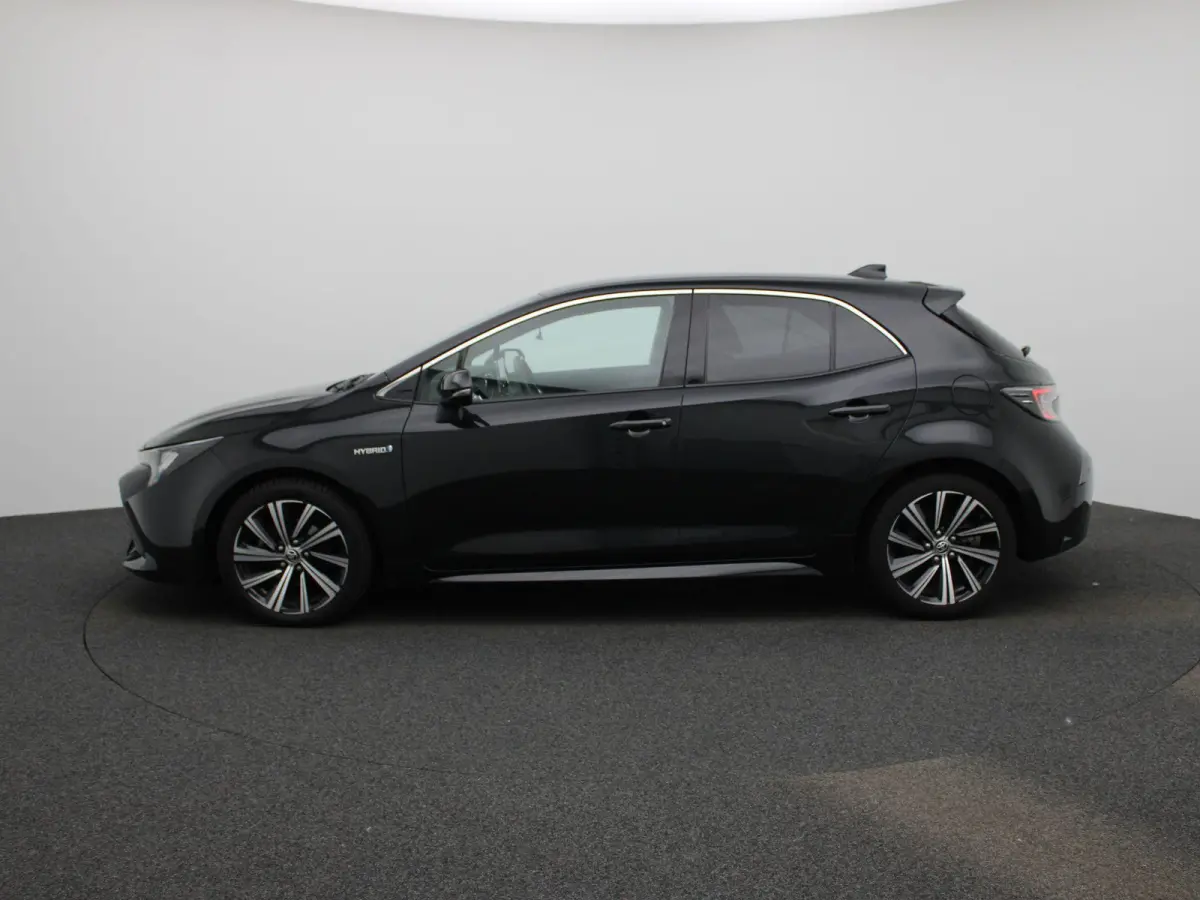1.8 Hybrid Business Plus AUTOMAAT | NAVIGATIE | CAMERA | APPLE CARPLAY | STOELVERWARMING | KEYLES | LED | CLIMA | CRUISE | HALF-LEER | 17 INCH | 12 MAANDEN BOVAG GARANTIE |