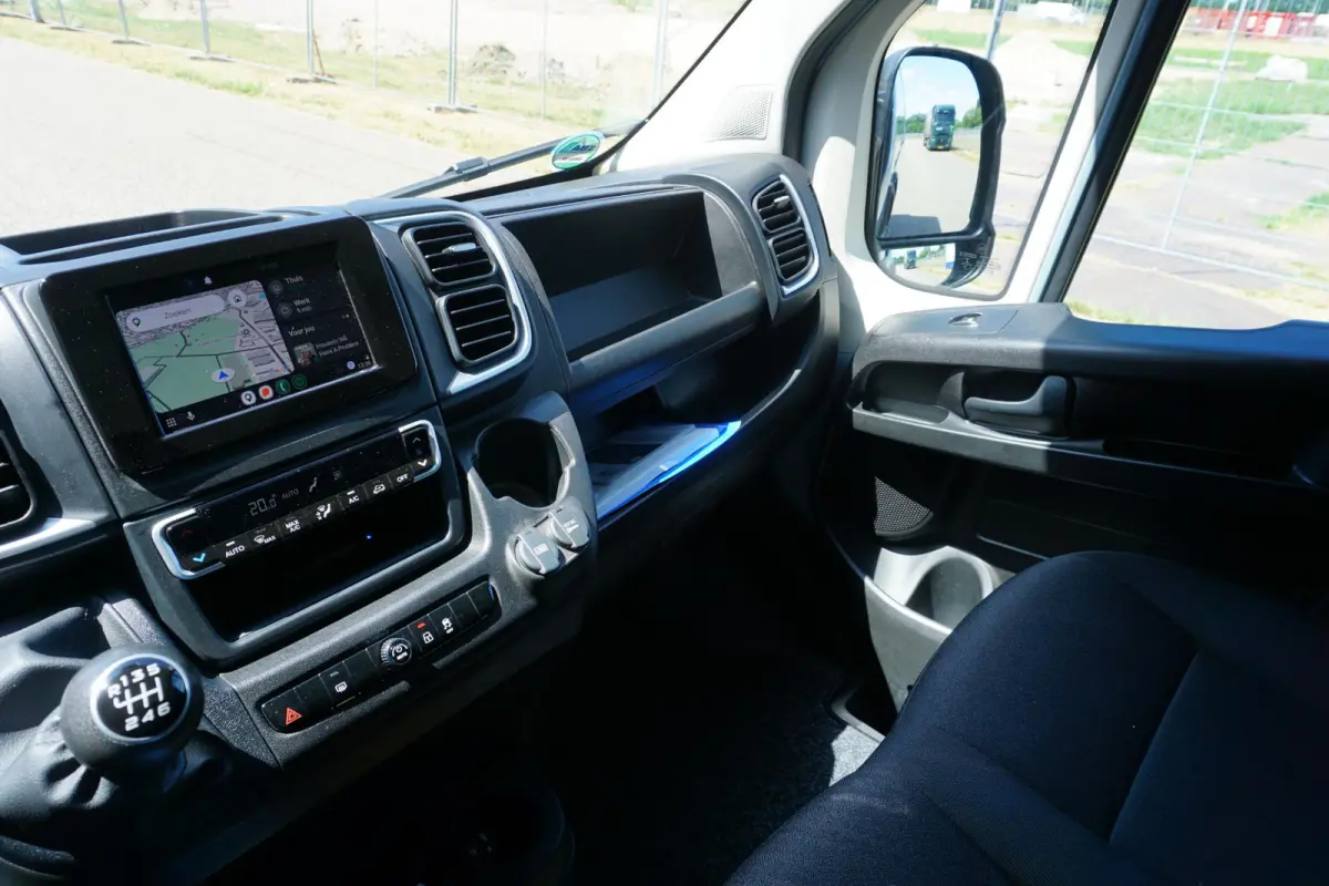 35 2.2 MultiJet L3H2 in Topstaat |Bijzondere kleur |Camera |Cruise |Carplay |Android auto |Climate control |Trekhaak |Keyless entry en start |Geveerde bestuurdersstoel