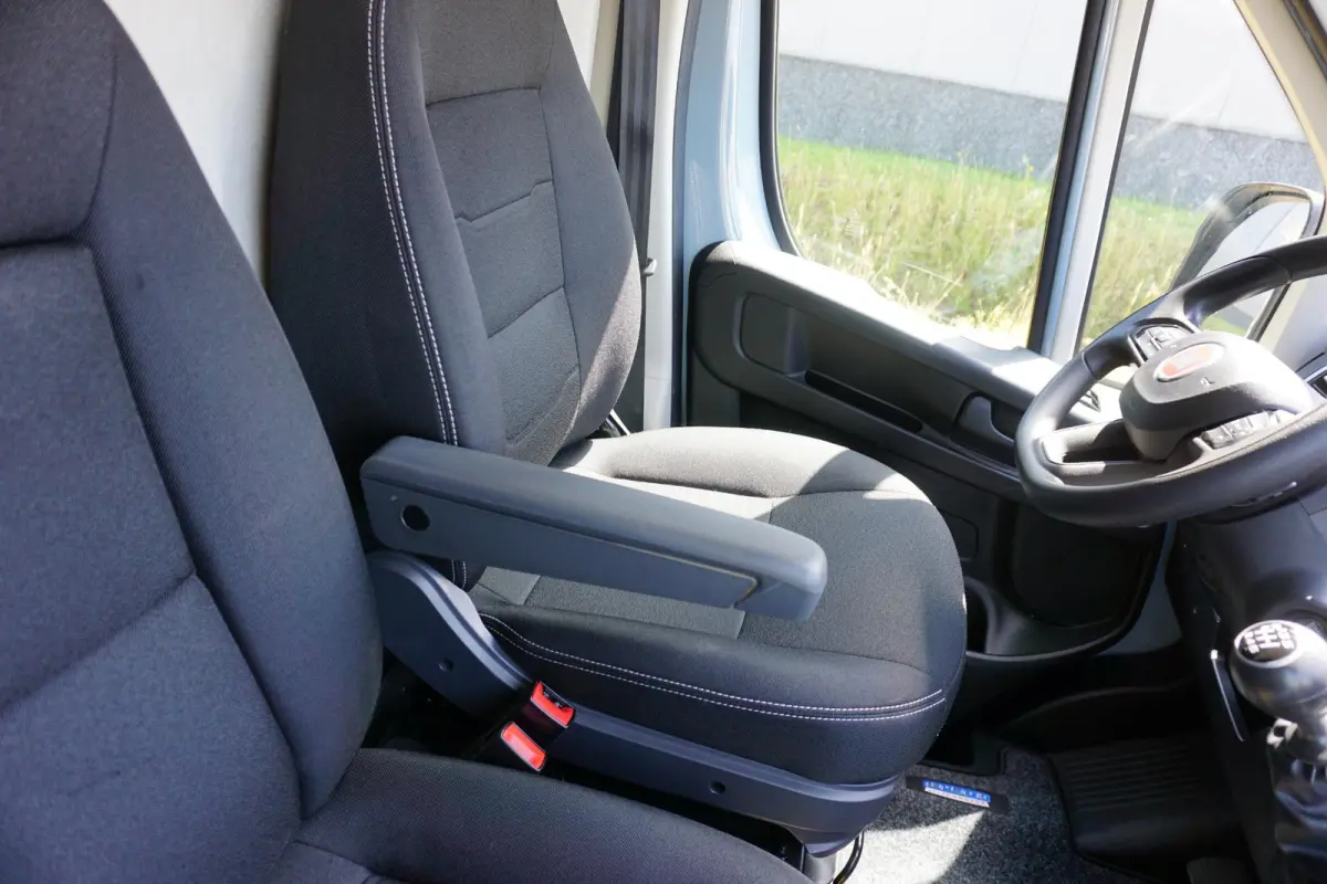 35 2.2 MultiJet L3H2 in Topstaat |Bijzondere kleur |Camera |Cruise |Carplay |Android auto |Climate control |Trekhaak |Keyless entry en start |Geveerde bestuurdersstoel