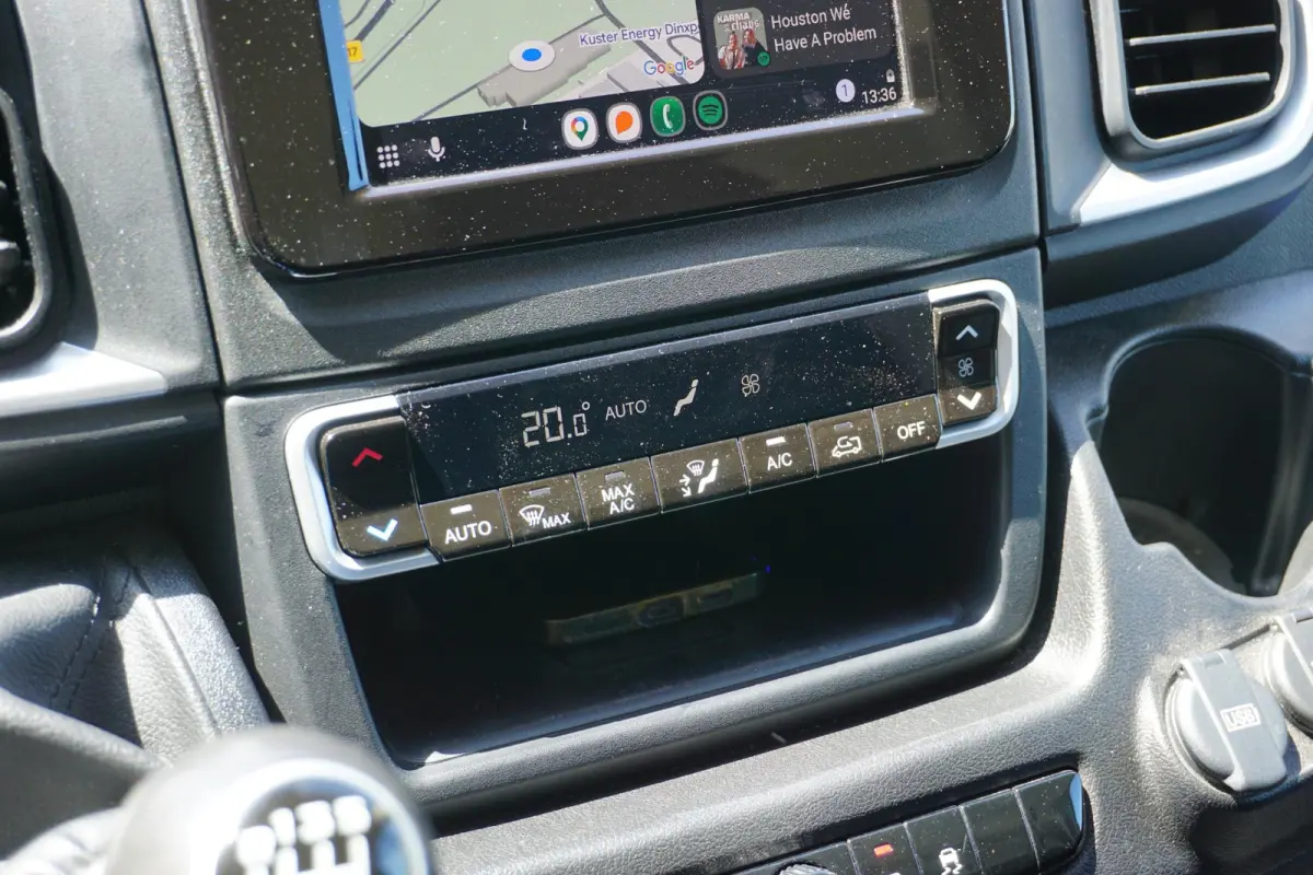 35 2.2 MultiJet L3H2 in Topstaat |Bijzondere kleur |Camera |Cruise |Carplay |Android auto |Climate control |Trekhaak |Keyless entry en start |Geveerde bestuurdersstoel
