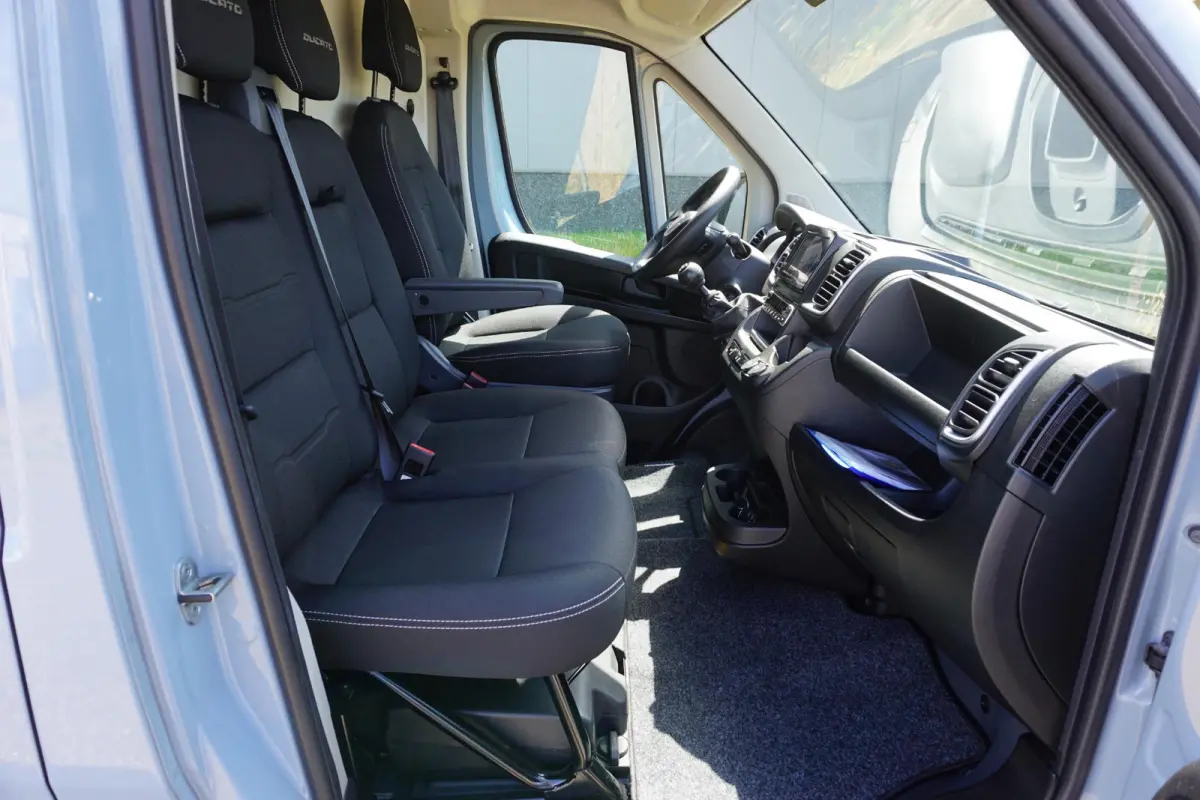 35 2.2 MultiJet L3H2 in Topstaat |Bijzondere kleur |Camera |Cruise |Carplay |Android auto |Climate control |Trekhaak |Keyless entry en start |Geveerde bestuurdersstoel