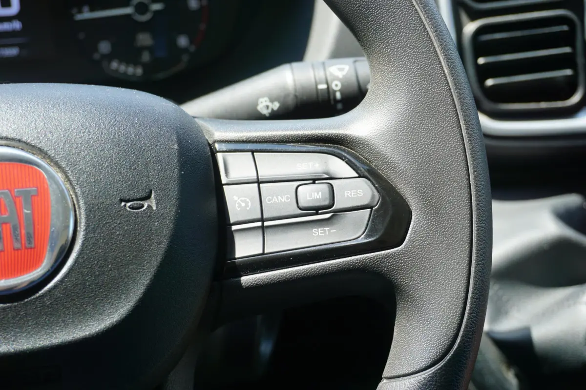 35 2.2 MultiJet L3H2 in Topstaat |Bijzondere kleur |Camera |Cruise |Carplay |Android auto |Climate control |Trekhaak |Keyless entry en start |Geveerde bestuurdersstoel