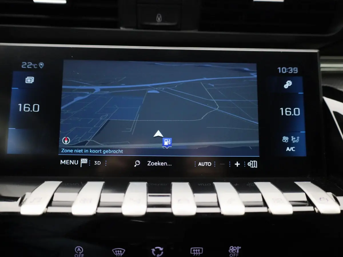 1.5 BlueHDI Allure AUTOMAAT | NAVIGATIE | CAMERA | CLIMA | CRUISE | LED | KEYLES | DAB | LMV | HALF-LEER | 12 MAANDEN BOVAG GARANTIE |