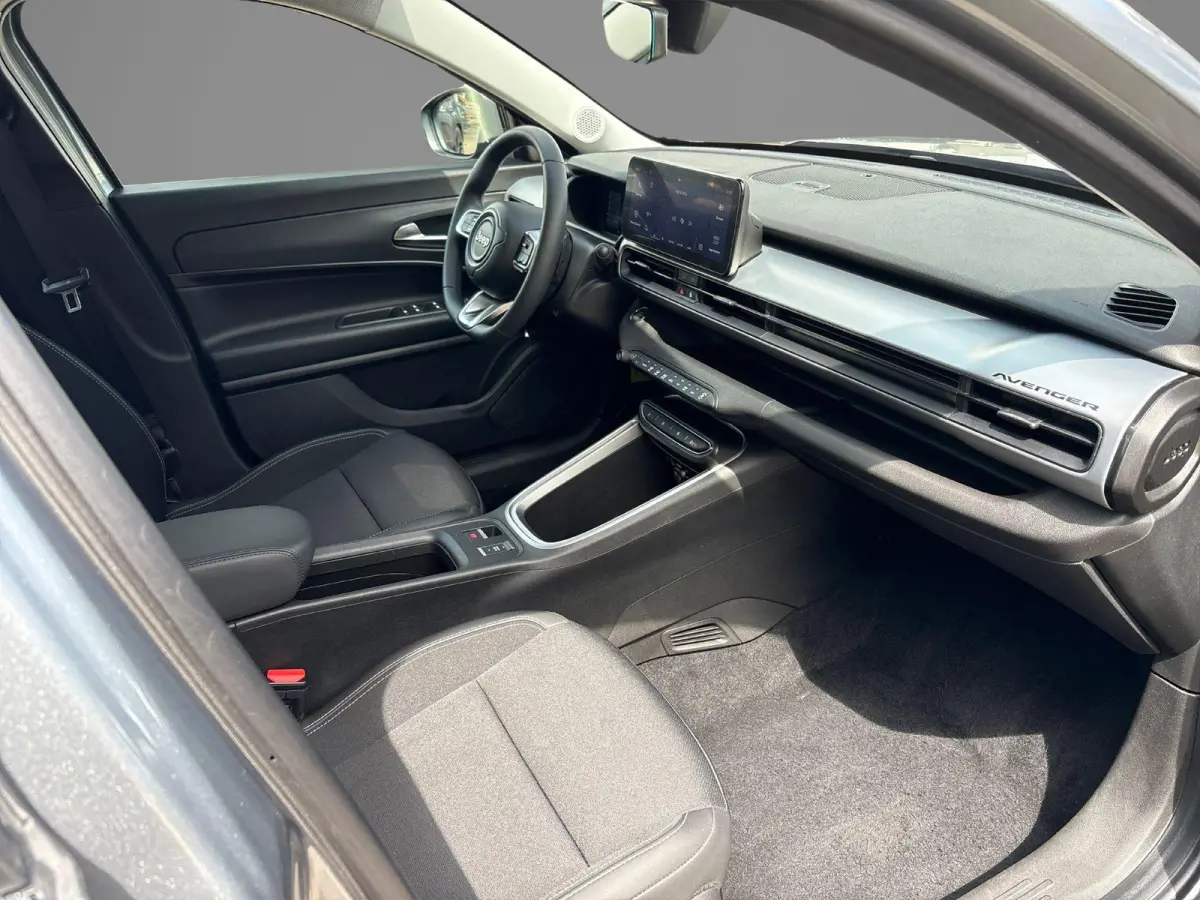 1.2 e-Hybrid Altitude