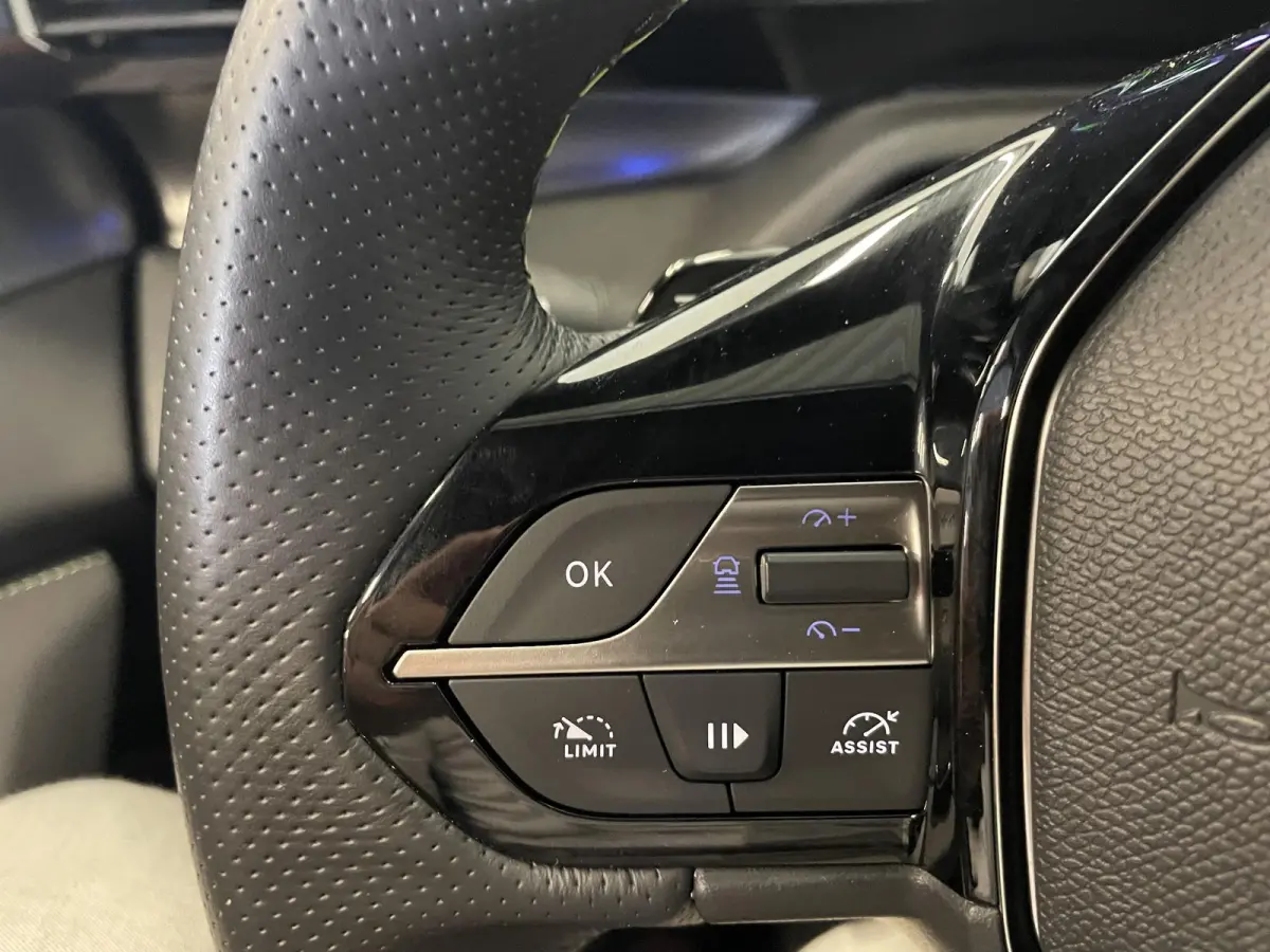 1.6 Plug-in Hybrid 180pk Automaat GT DEMO ! Climate Control Control Camera Achter Navigatie Apple Carplay / Android auto Velgen