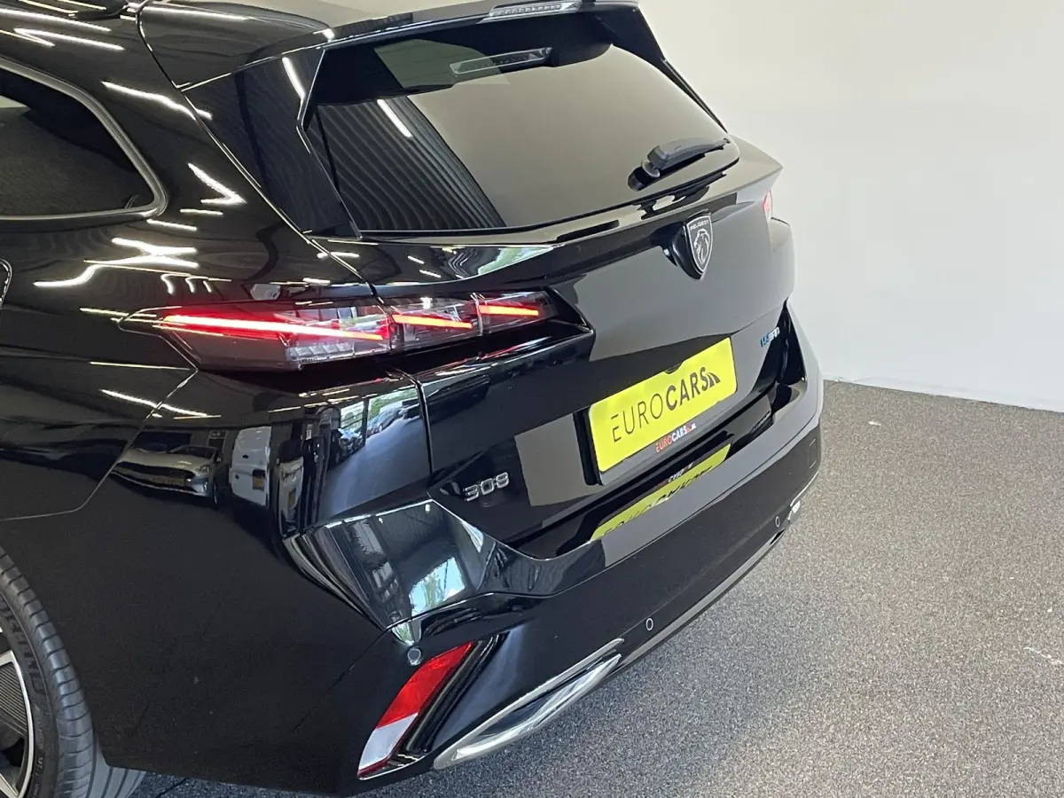 1.6 Plug-in Hybrid 180pk Automaat GT DEMO ! Climate Control Control Camera Achter Navigatie Apple Carplay / Android auto Velgen
