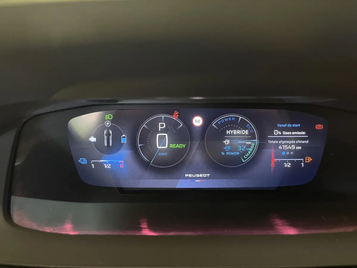 1.6 Plug-in Hybrid 180pk Automaat GT DEMO ! Climate Control Control Camera Achter Navigatie Apple Carplay / Android auto Velgen