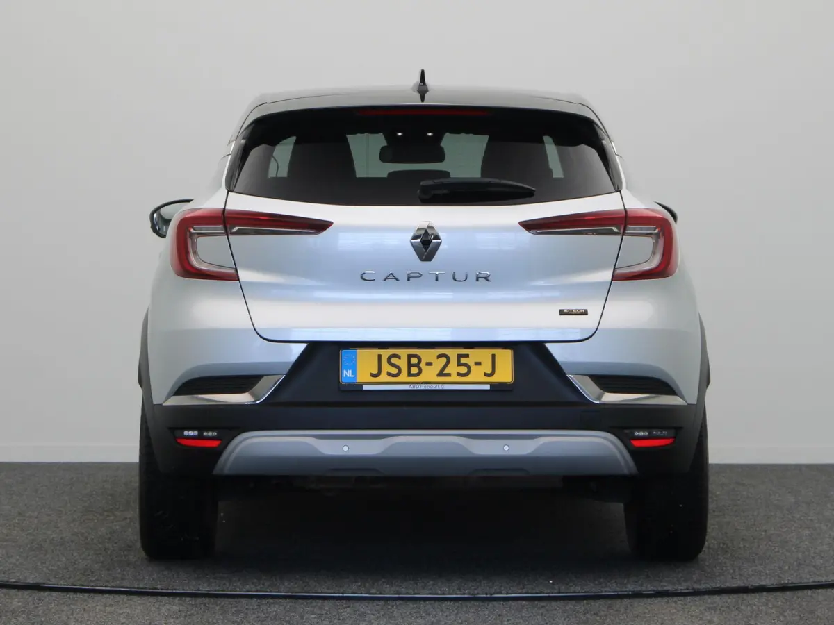 1.6 E-Tech Hybrid 145 Techno | LED | Clima | Keyless | Achteruitrijcamera | Groot scherm |