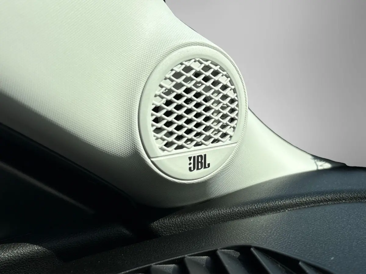 1.2 e-Hybrid Altitude