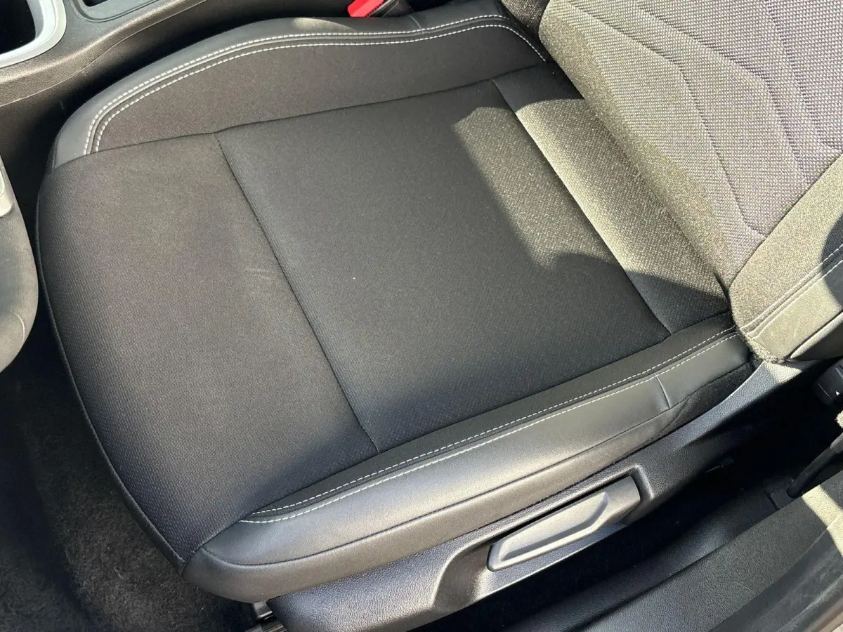 1.2 e-Hybrid Altitude