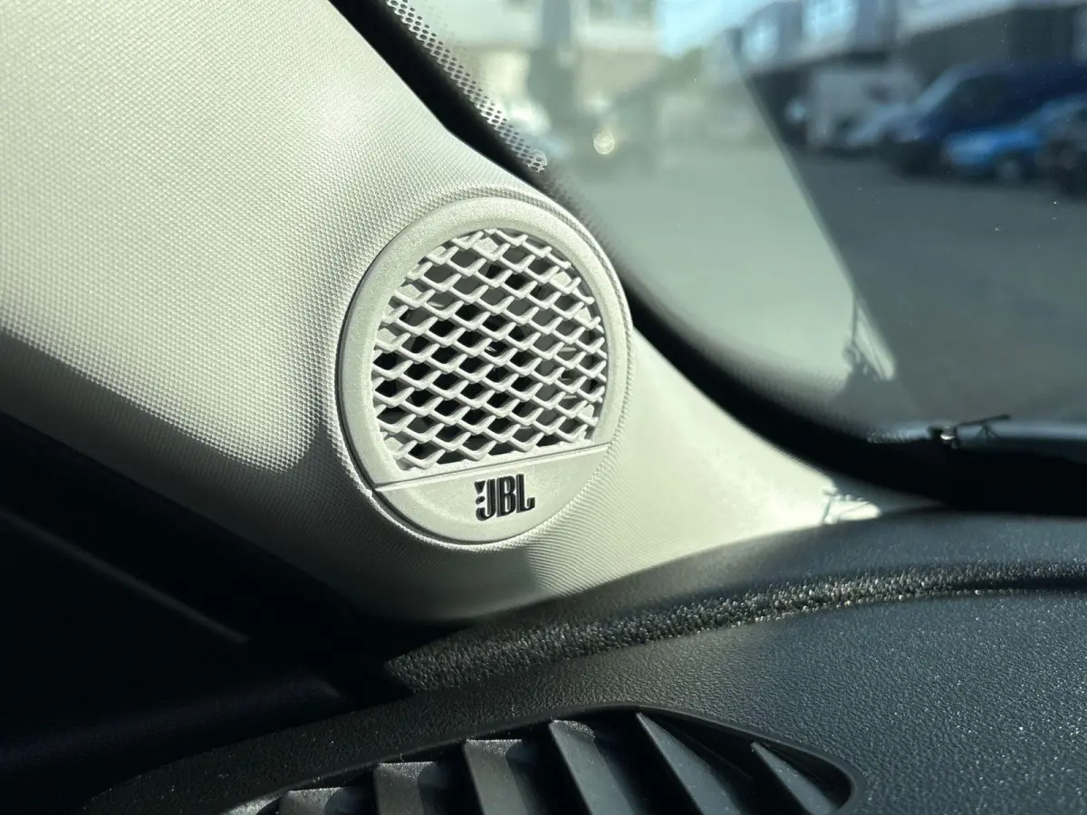 1.2 e-Hybrid Altitude