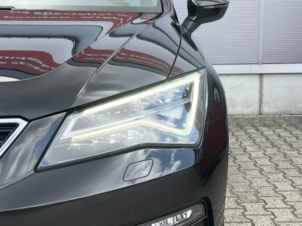 1.5 TSI FR 150pk DSG Business Intense | Trekhaak | Leer | Camera Rondom