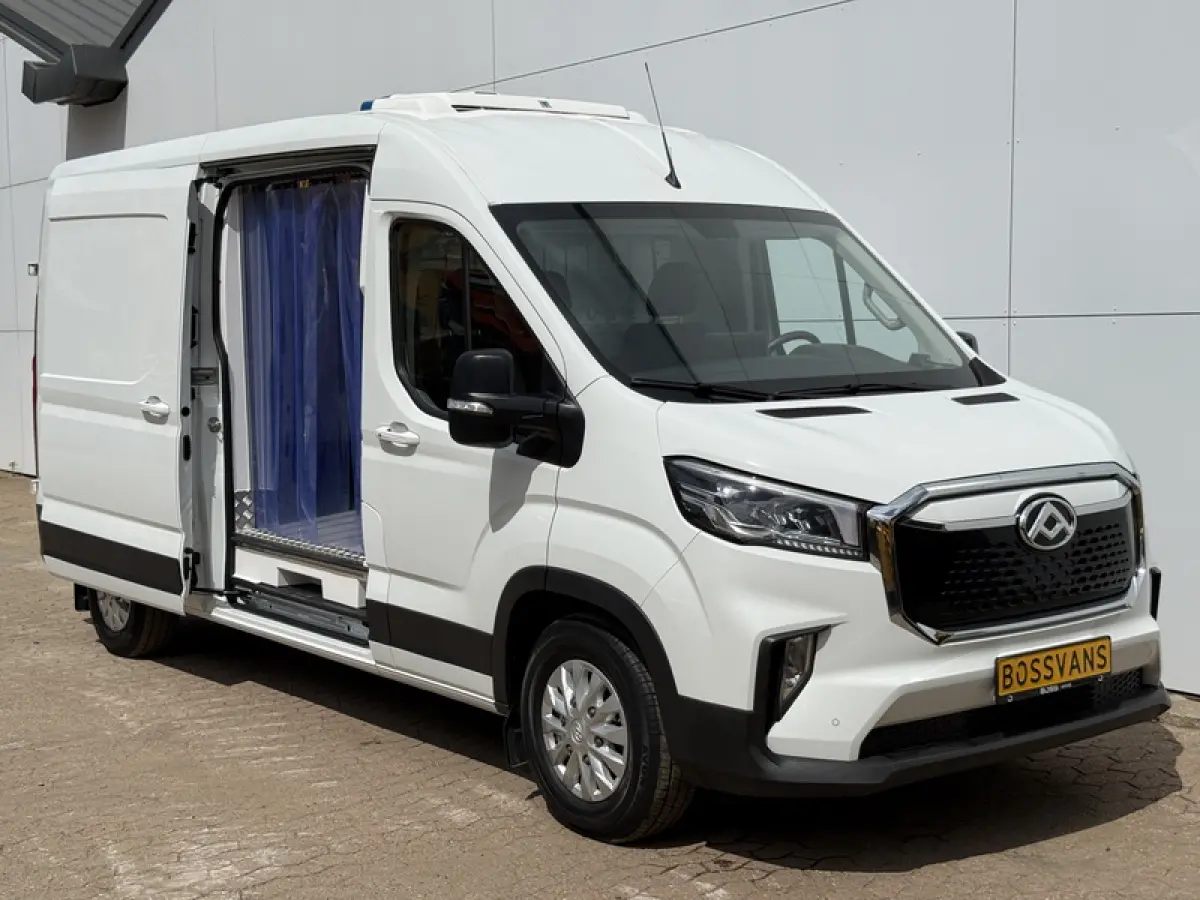 89 kWh 204PK L3H2 Elektrische Koelwagen Vriezer Dual Thermo King -22°C/22°C Camera Cruise Control Apple Carplay Parkeersensoren Koel Koeler Kühl Kühler Kühlwagen Kühlkasten Frigo Vries